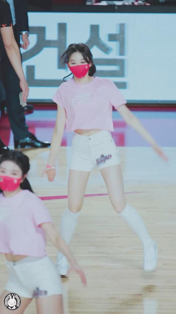 201202 치어리더 김민지 직캠 비디오 썸네일 이미지