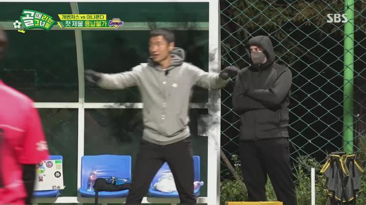 골 때리는 그녀들.E67.221109.1080p.H264-F1RST 비디오 썸네일 이미지
