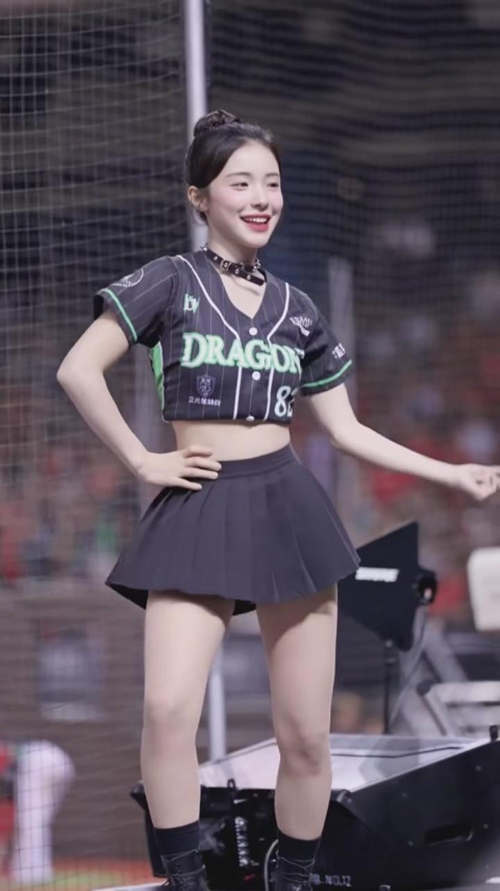 치어리더 이다혜 직캠 Cheerleader (148) 비디오 썸네일 이미지