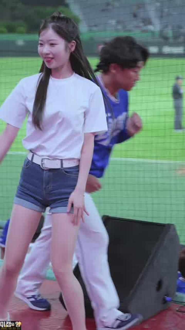 230601 치어리더 고정현 직캠 (6) 비디오 썸네일 이미지