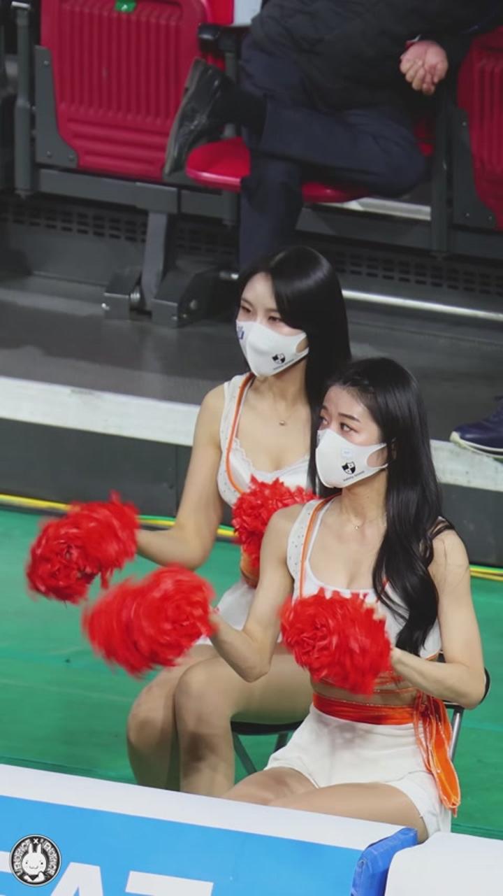 210401 치어리더 송수지 직캠 비디오 썸네일 이미지