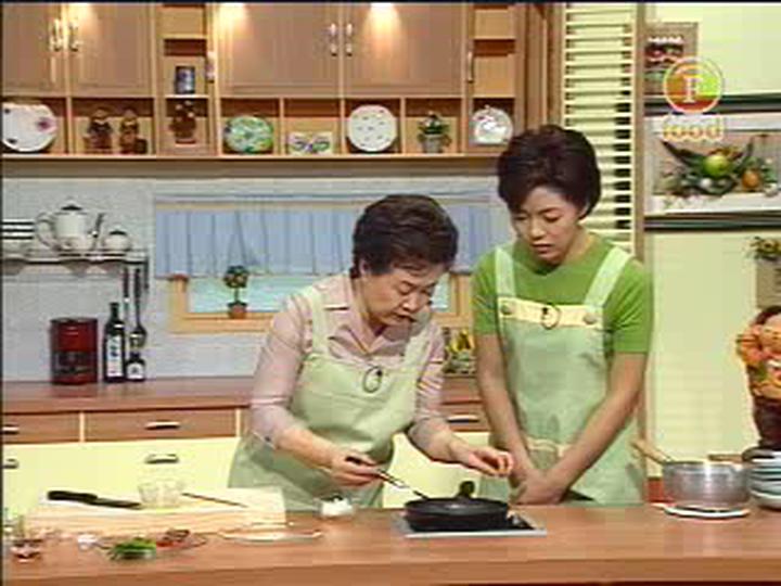 [요리스쿨] - 미나리강회 비디오 썸네일 이미지