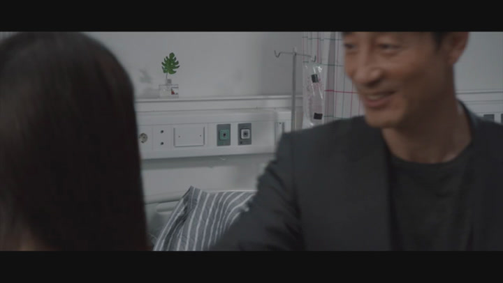 [리얼파이터] 최강 UFC 챔피언을 노리던 파이터 길거리 싸움짱에 넉아웃 되다!!! 비디오 썸네일 이미지