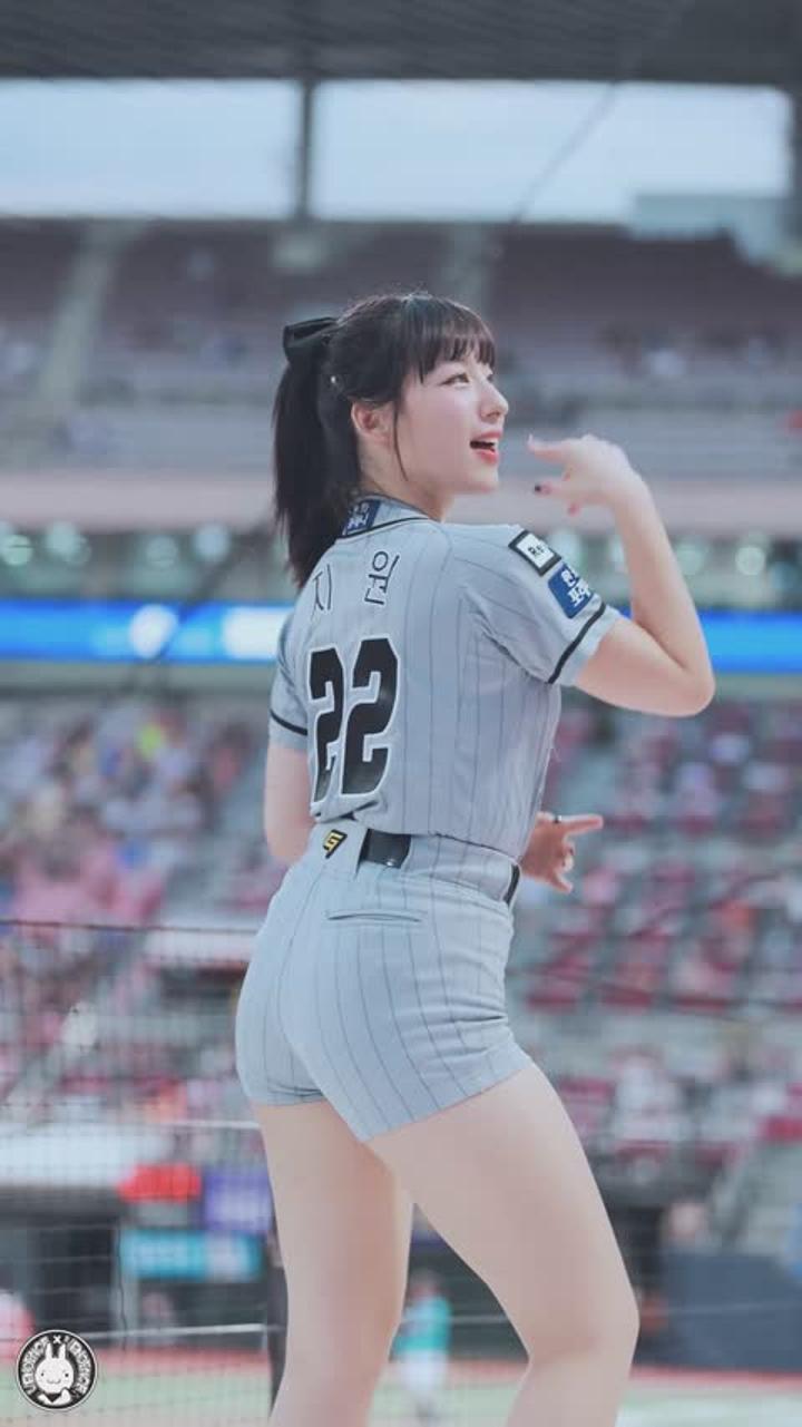 230809 치어리더 하지원 직캠 (2) 비디오 썸네일 이미지