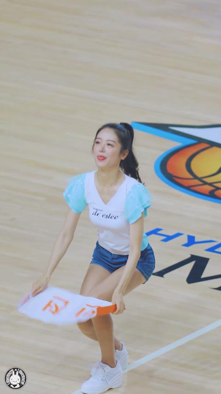 191120 치어리더 신세희 직캠 (1) 비디오 썸네일 이미지