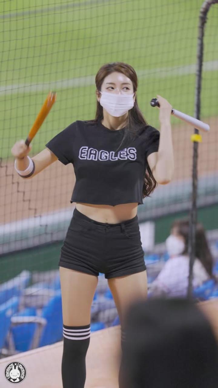 210528 치어리더 김연정 직캠 비디오 썸네일 이미지