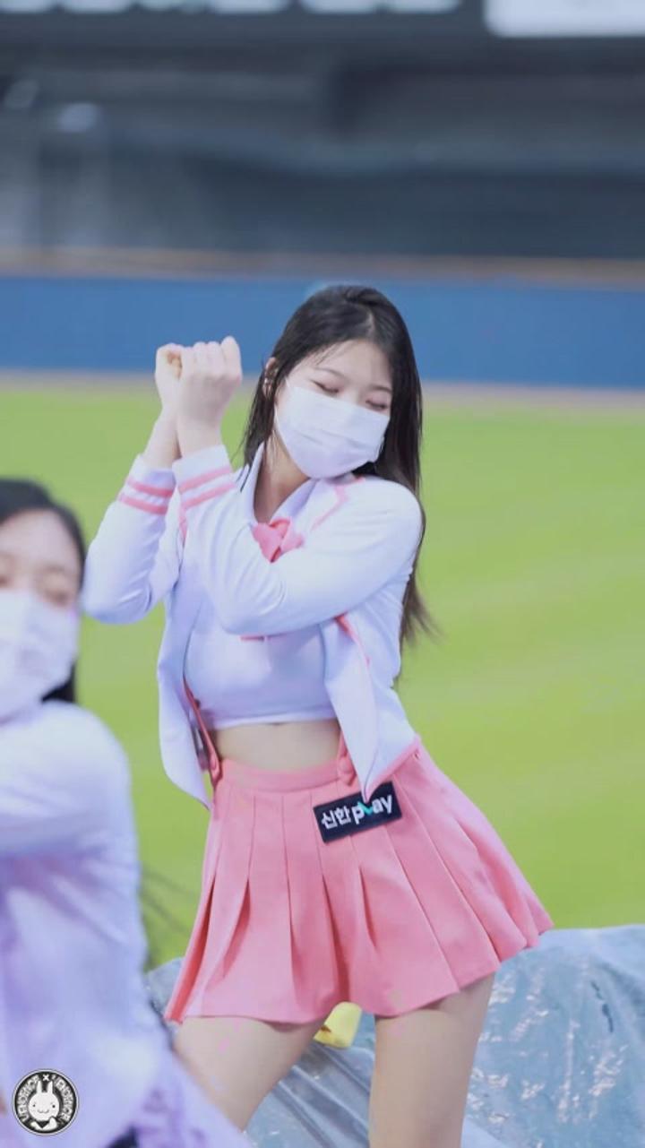 220615 치어리더 최석화 직캠 비디오 썸네일 이미지