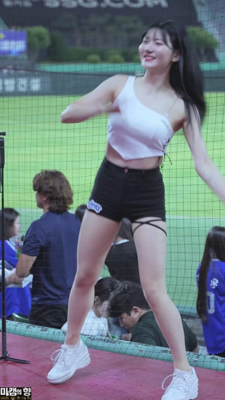 240604 치어리더 정유미 직캠 (2) 비디오 썸네일 이미지