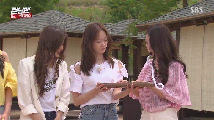 런닝맨.E357.170702.1080p-NEXT (손나은, 이태환, 오하영, 이선빈, 손여은, 홍진영 2부) 비디오 썸네일 이미지