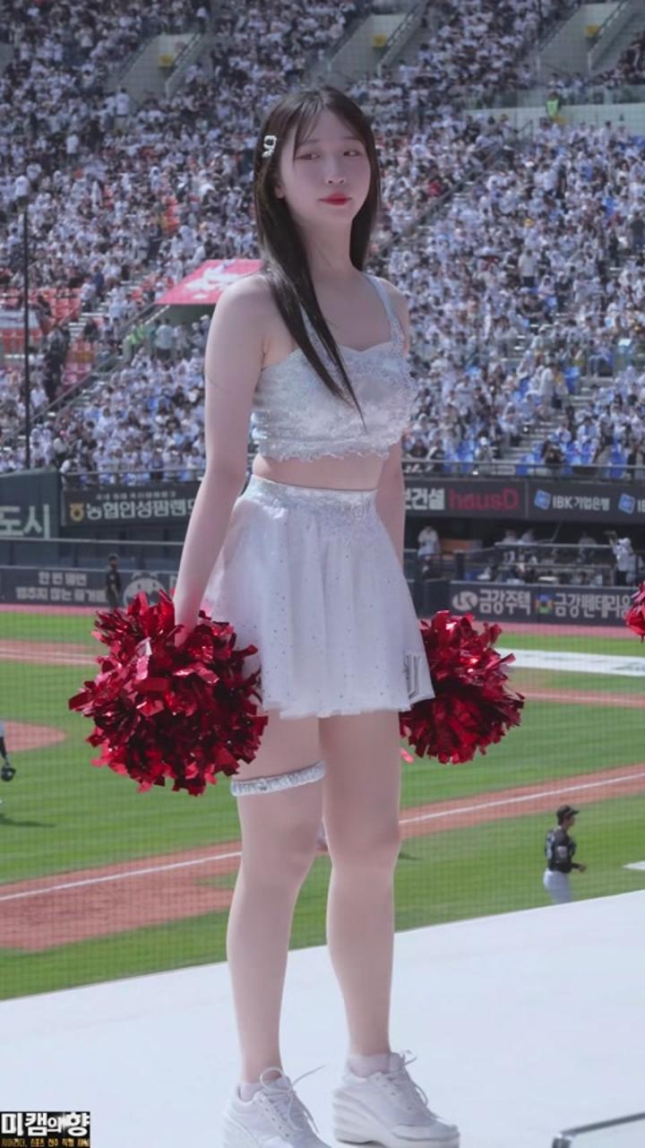 240512 치어리더 장유진 직캠 (2) 비디오 썸네일 이미지