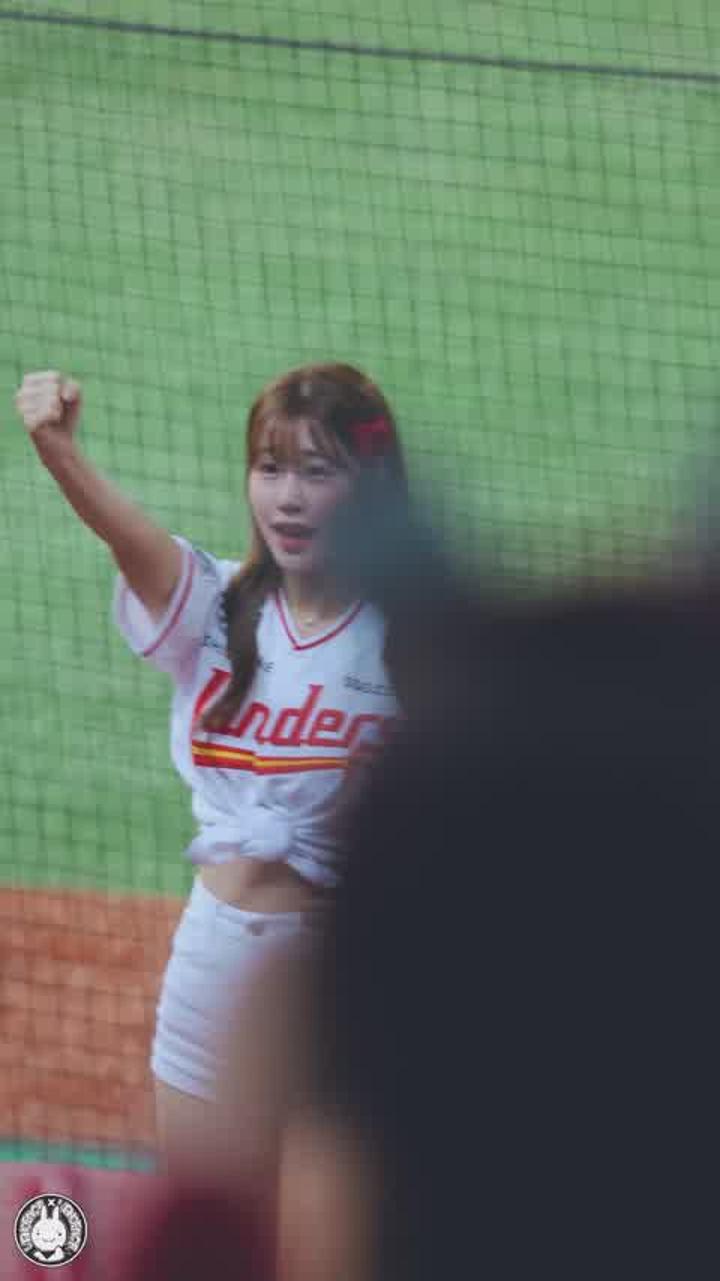 240411 치어리더 김도아 직캠 (7) 비디오 썸네일 이미지