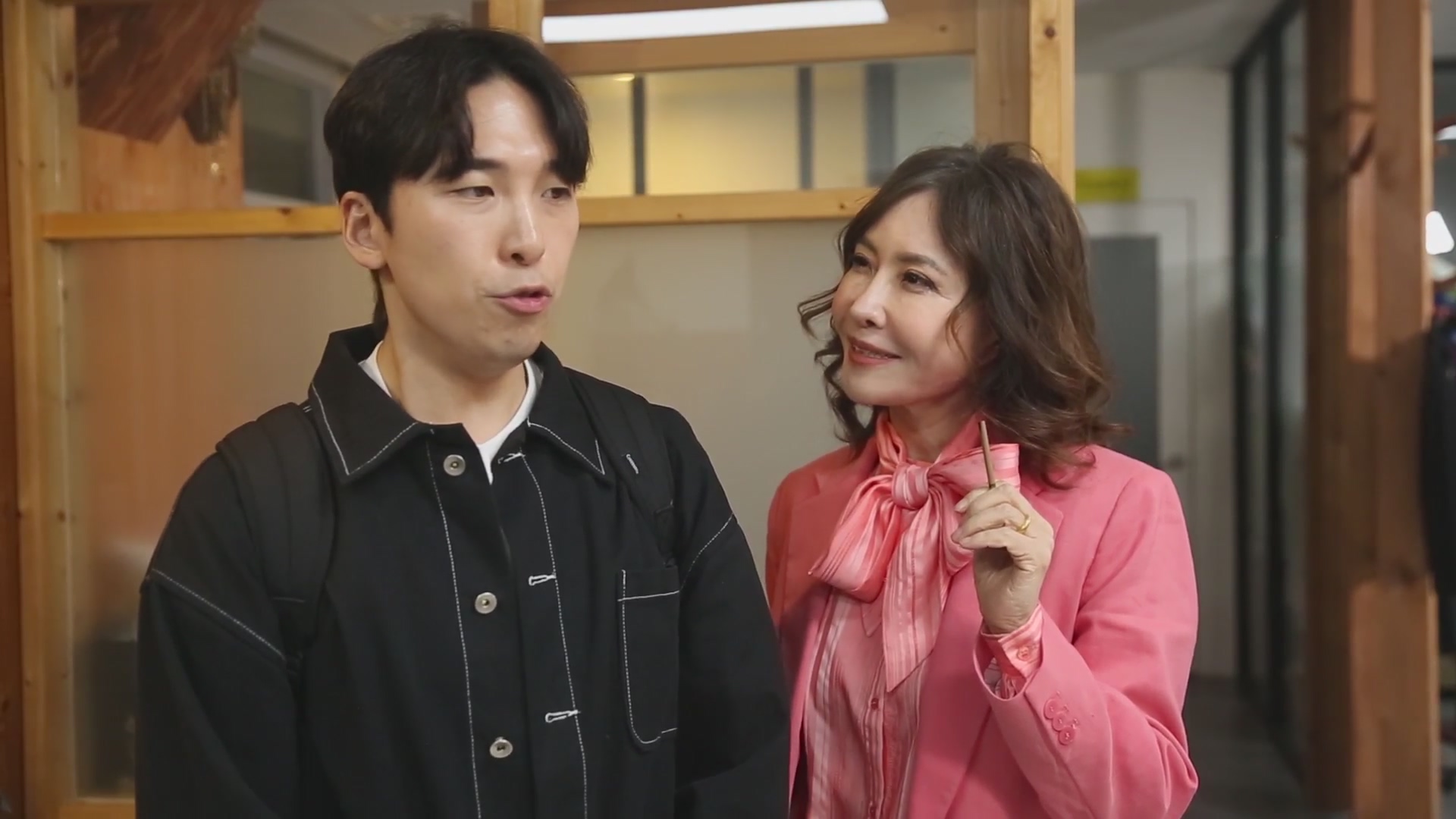 거ㅁ1줄으로 뒤엉킨 ㅇ1야기 악어와 악어새