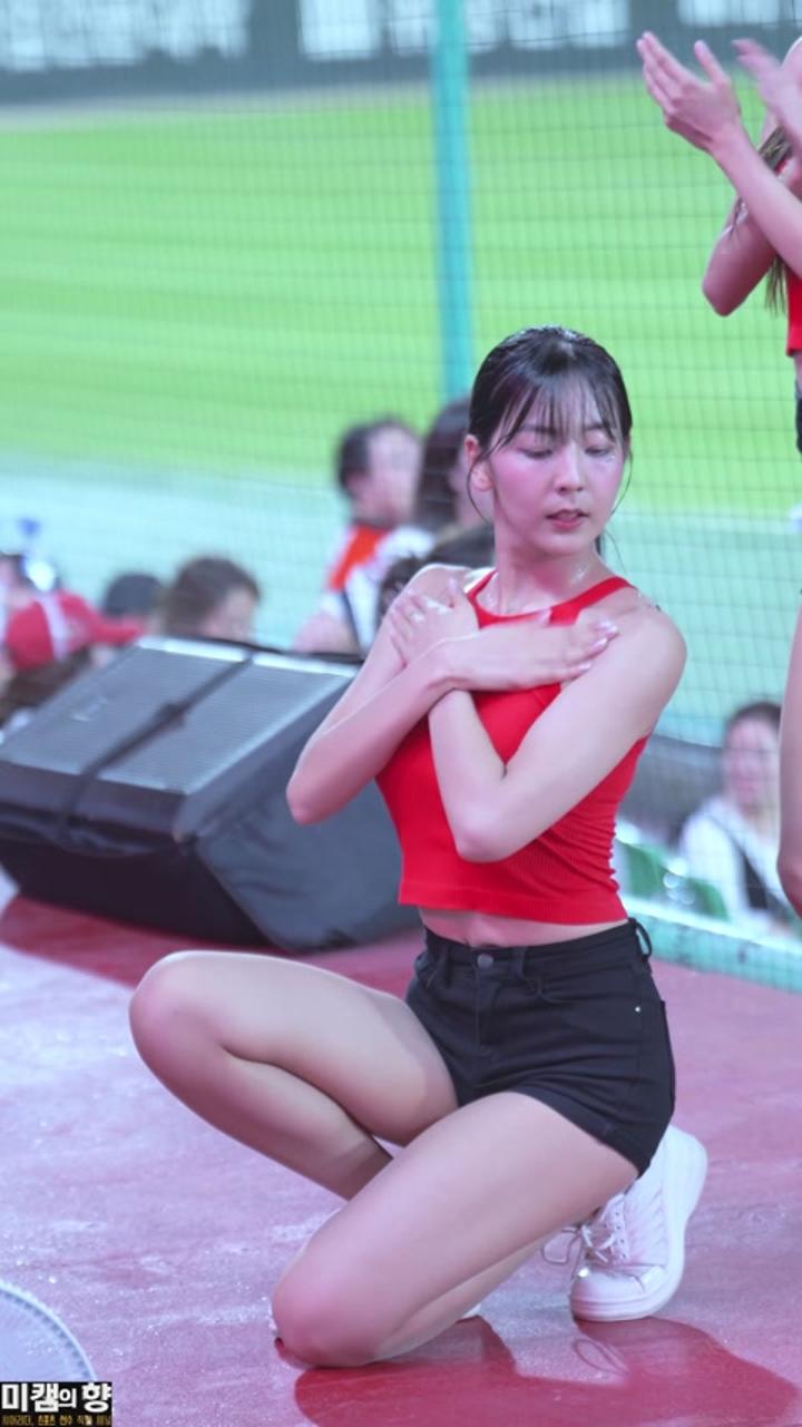 240731 치어리더 목나경 직캠 (2) 비디오 썸네일 이미지
