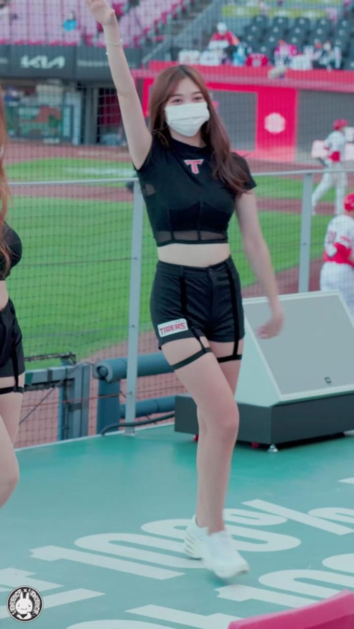 210915 치어리더 유수아 직캠 (4) 비디오 썸네일 이미지
