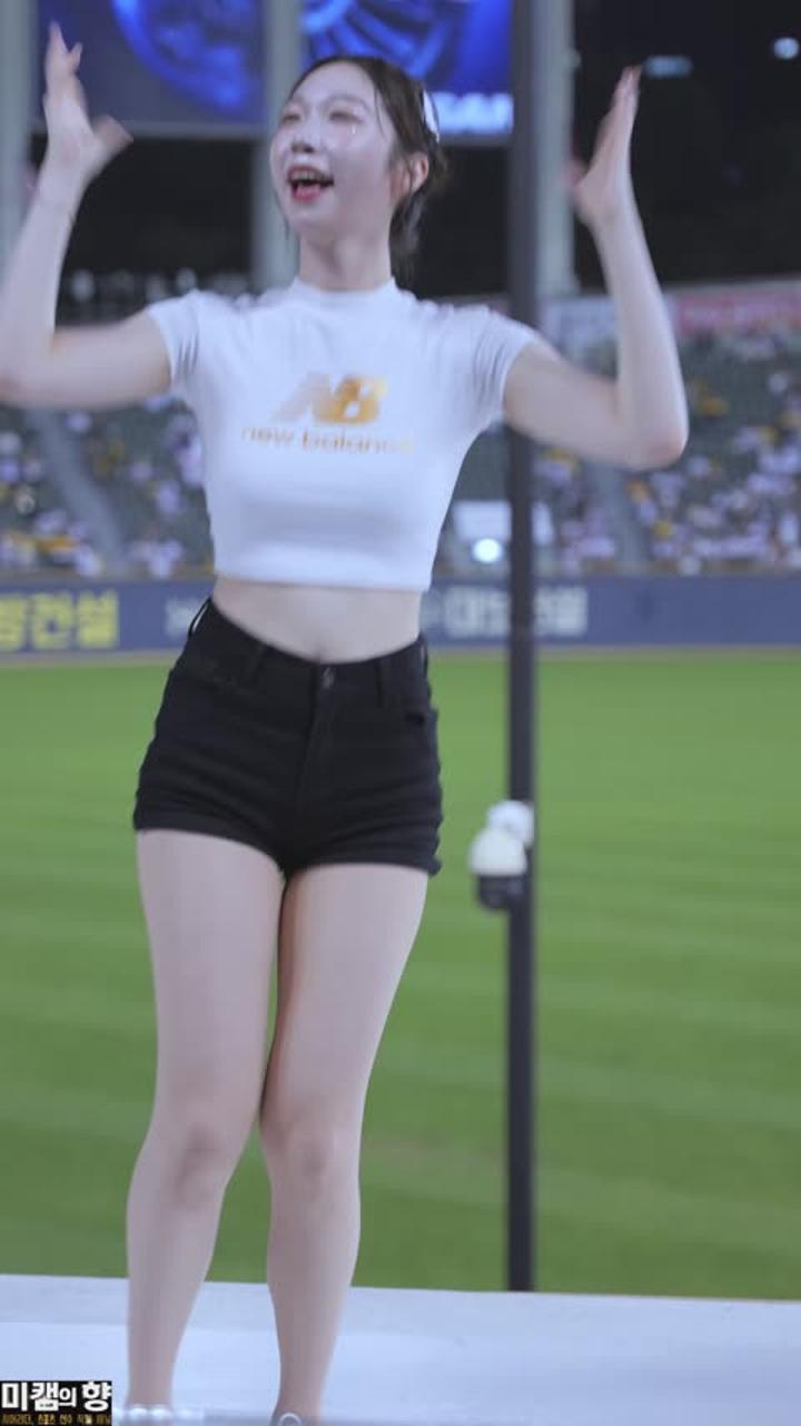 240828 치어리더 장유진 직캠 (11) 비디오 썸네일 이미지