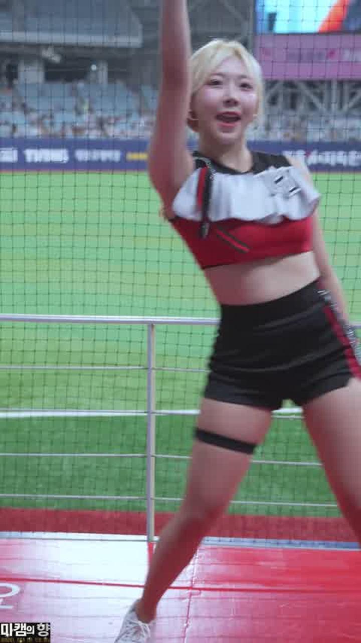 240817 치어리더 조예린 직캠 (5) 비디오 썸네일 이미지
