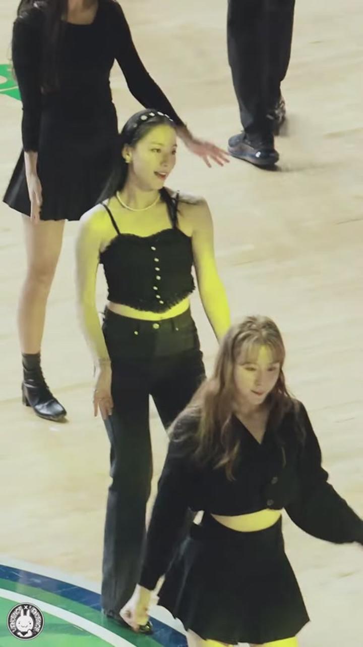 230128 치어리더 하지원 직캠 비디오 썸네일 이미지