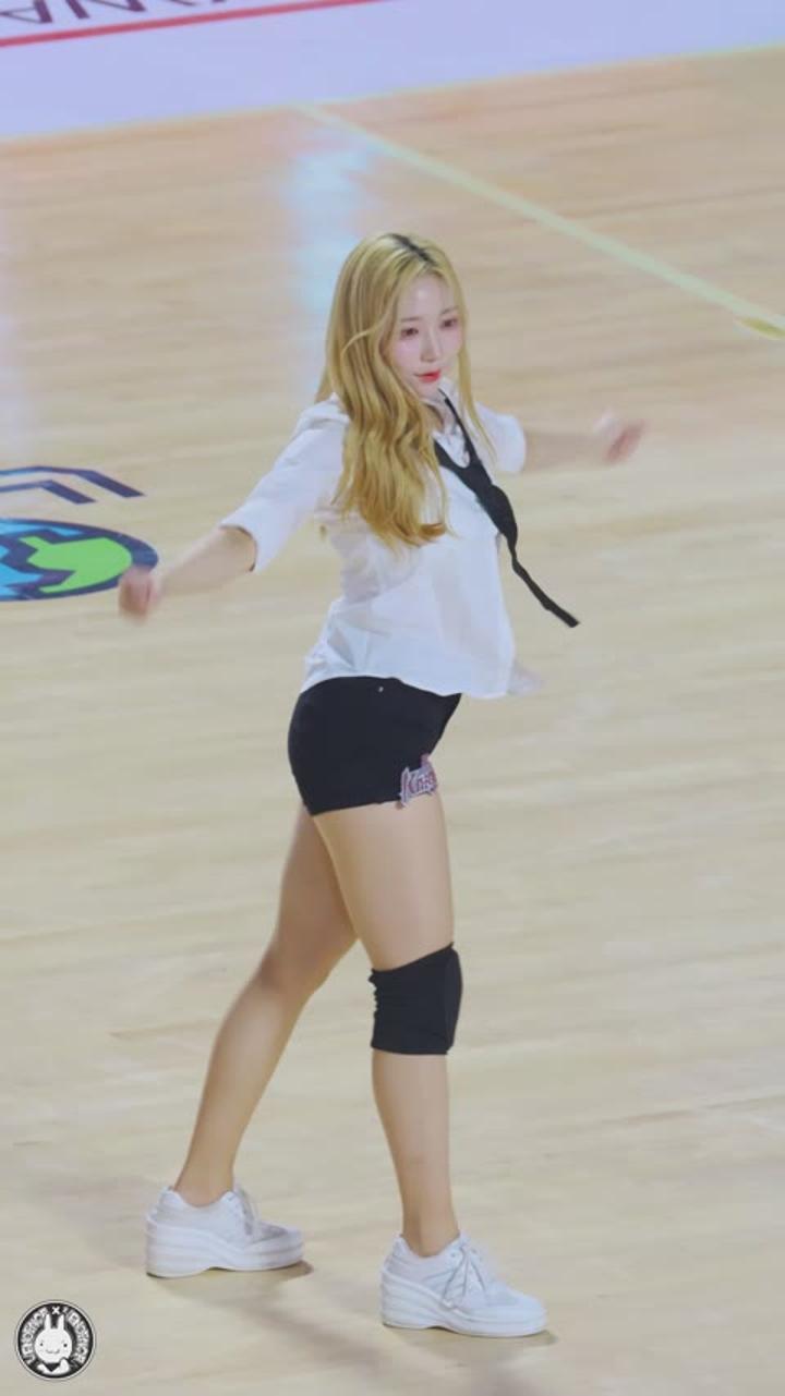 240303 치어리더 조예린 직캠 비디오 썸네일 이미지