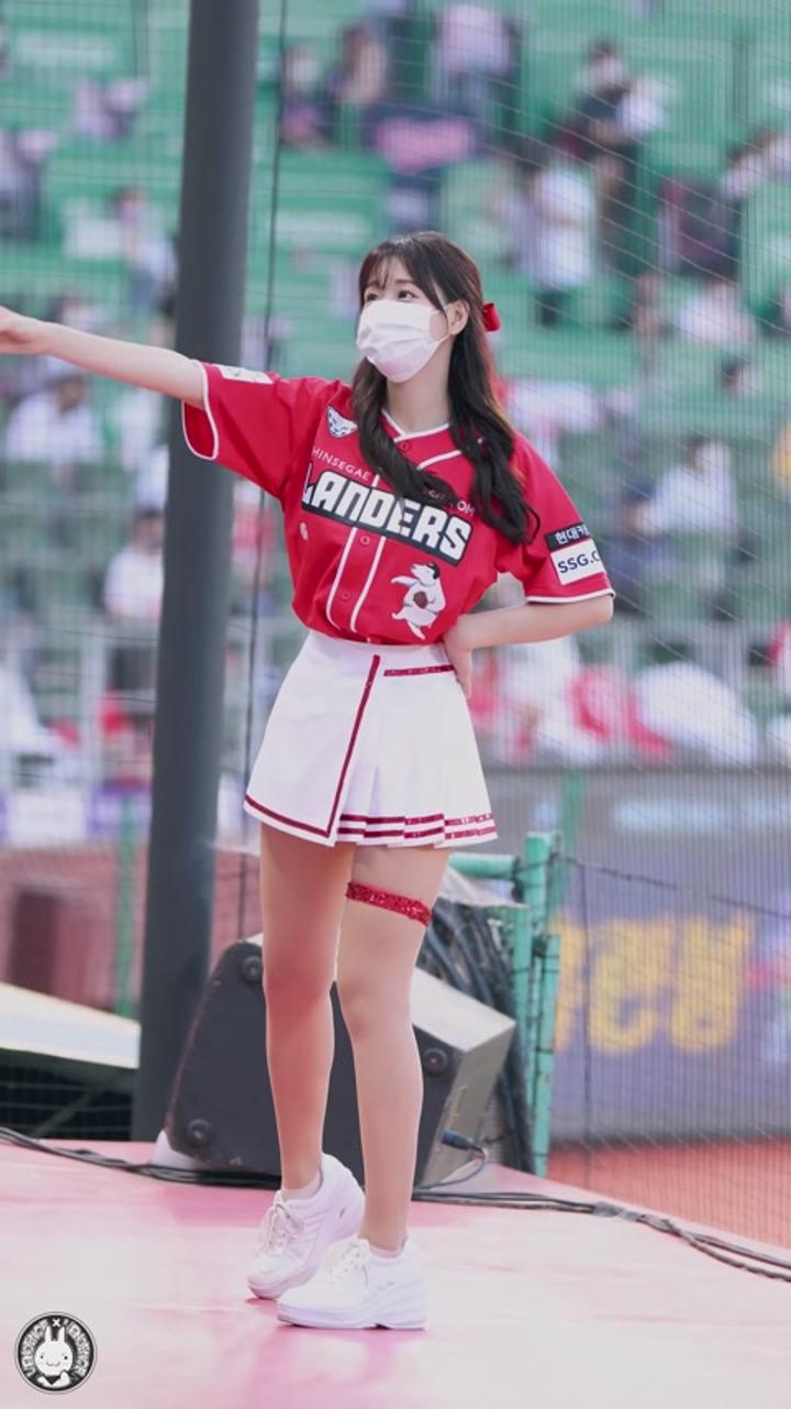 210702 치어리더 김도아 직캠 비디오 썸네일 이미지