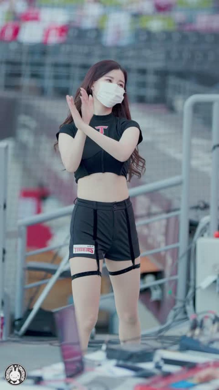 210915 치어리더 한유진 직캠 (3) 비디오 썸네일 이미지