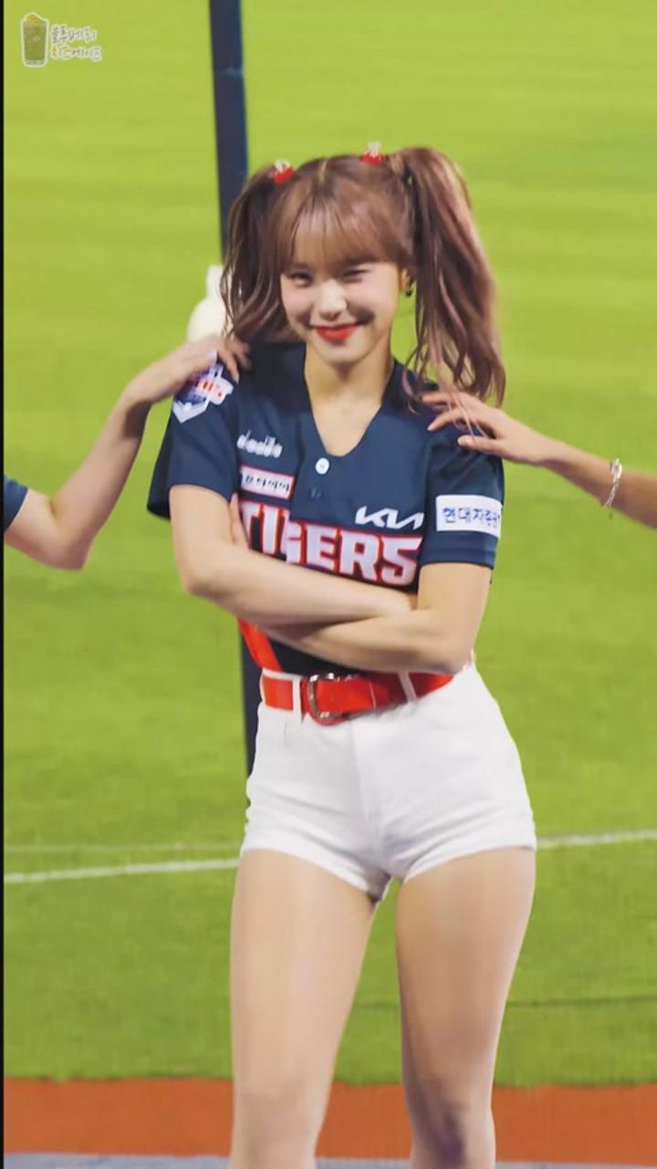 221004 치어리더 이다혜 (2) 비디오 썸네일 이미지