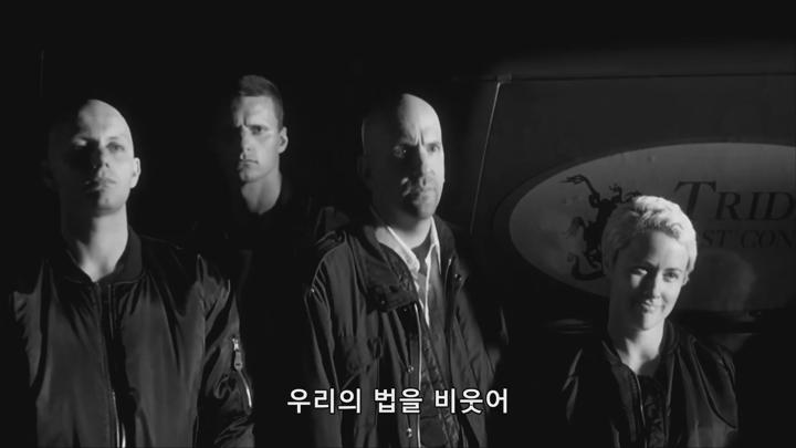 [90년대 명작] 인종차별에 관한 고찰 - 아메리칸 히스토리 X 1998 - 에드우드 노튼 무삭제 비디오 썸네일 이미지