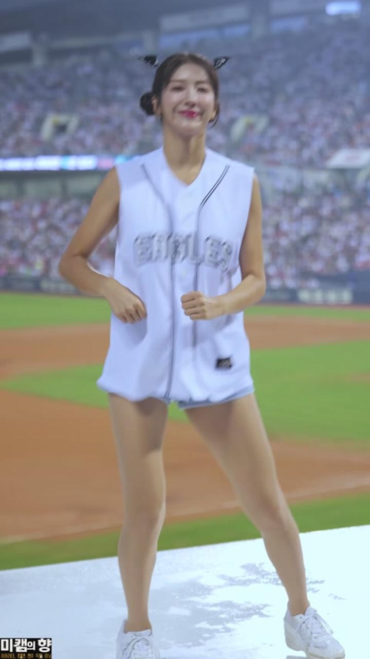 240825 치어리더 김연정 직캠1 비디오 썸네일 이미지