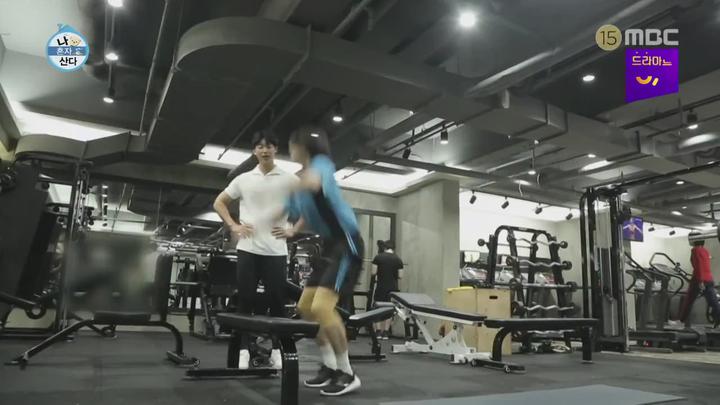 나 혼자 산다.E293.190510.720p-NEXT 비디오 썸네일 이미지