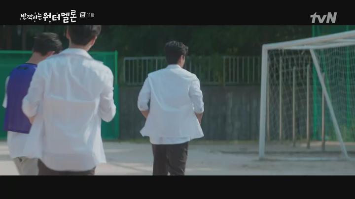 반짝이는 워터멜론.E11.231030.720p.H264-F1RST 비디오 썸네일 이미지