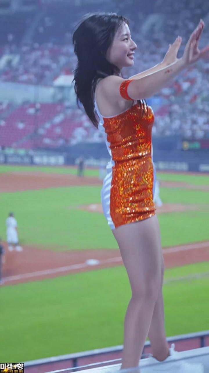 230912 치어리더 하지원 직캠2 비디오 썸네일 이미지