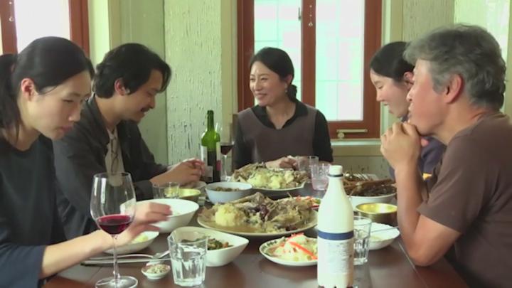 [그 자연이 네게 뭐라고 하니] 지극히 평범한 일상 속 아죽 작은 균열 1080p 비디오 썸네일 이미지