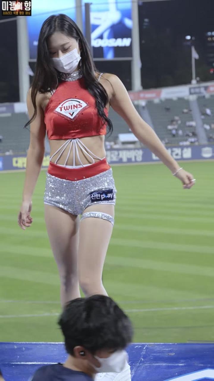 220914 치어리더 유세리 직캠 (3) 비디오 썸네일 이미지