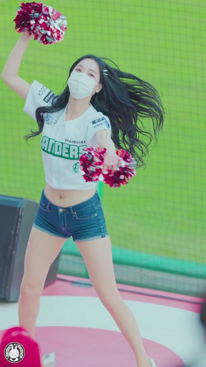 210522 치어리더 안이랑 직캠 (3) 비디오 썸네일 이미지