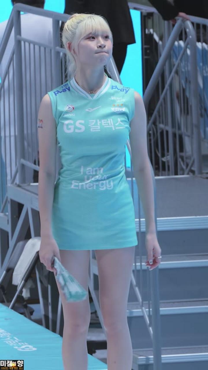 231103 치어리더 안혜지 직캠 비디오 썸네일 이미지