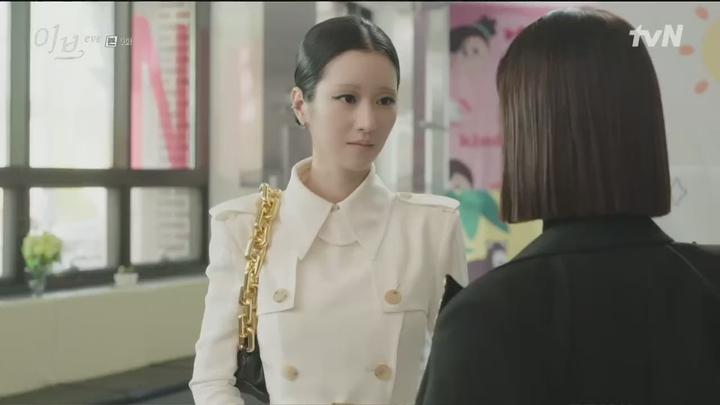 이브.E09.220629.720p-NEXT 비디오 썸네일 이미지