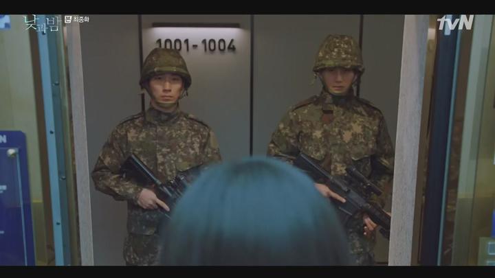 낮과 밤.E16.210119.720p-NEXT 비디오 썸네일 이미지