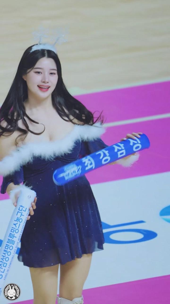 231222 치어리더 이예빈 직캠 비디오 썸네일 이미지