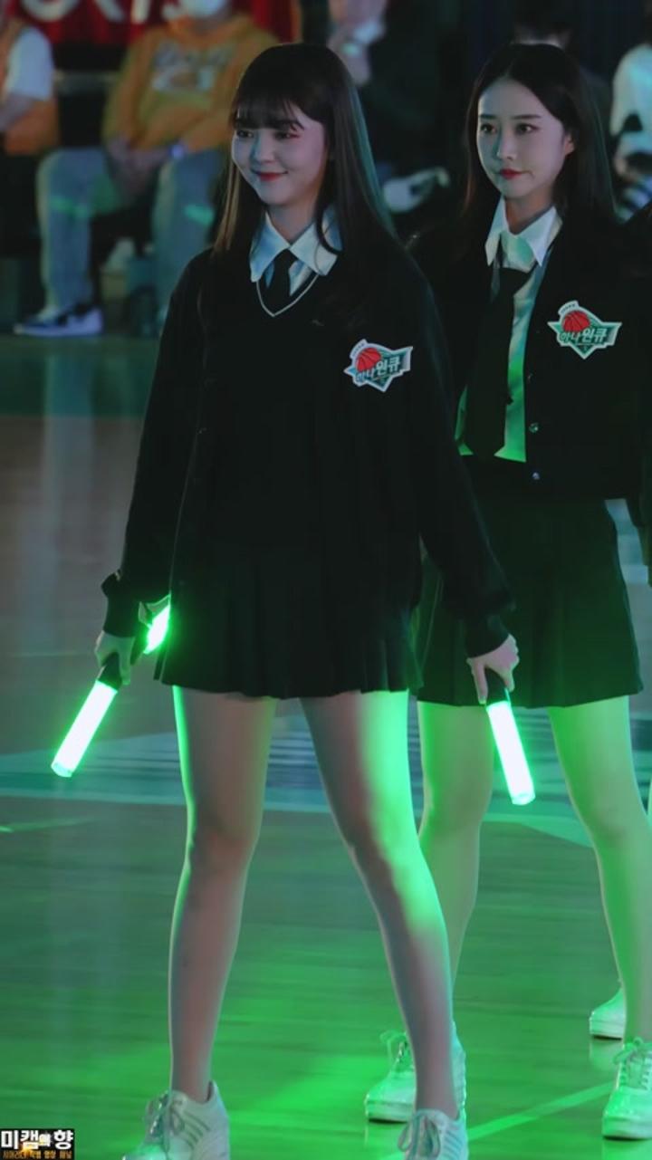 230215 치어리더 유수아 직캠 비디오 썸네일 이미지