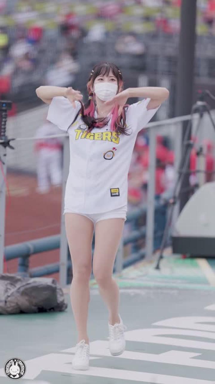 210822 치어리더 김한나 직캠 (3) 비디오 썸네일 이미지