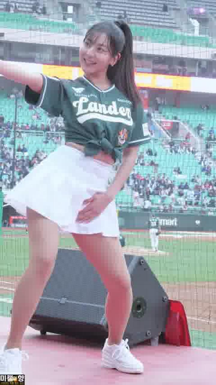 목나경 치어리더 230415 직캠1 비디오 썸네일 이미지