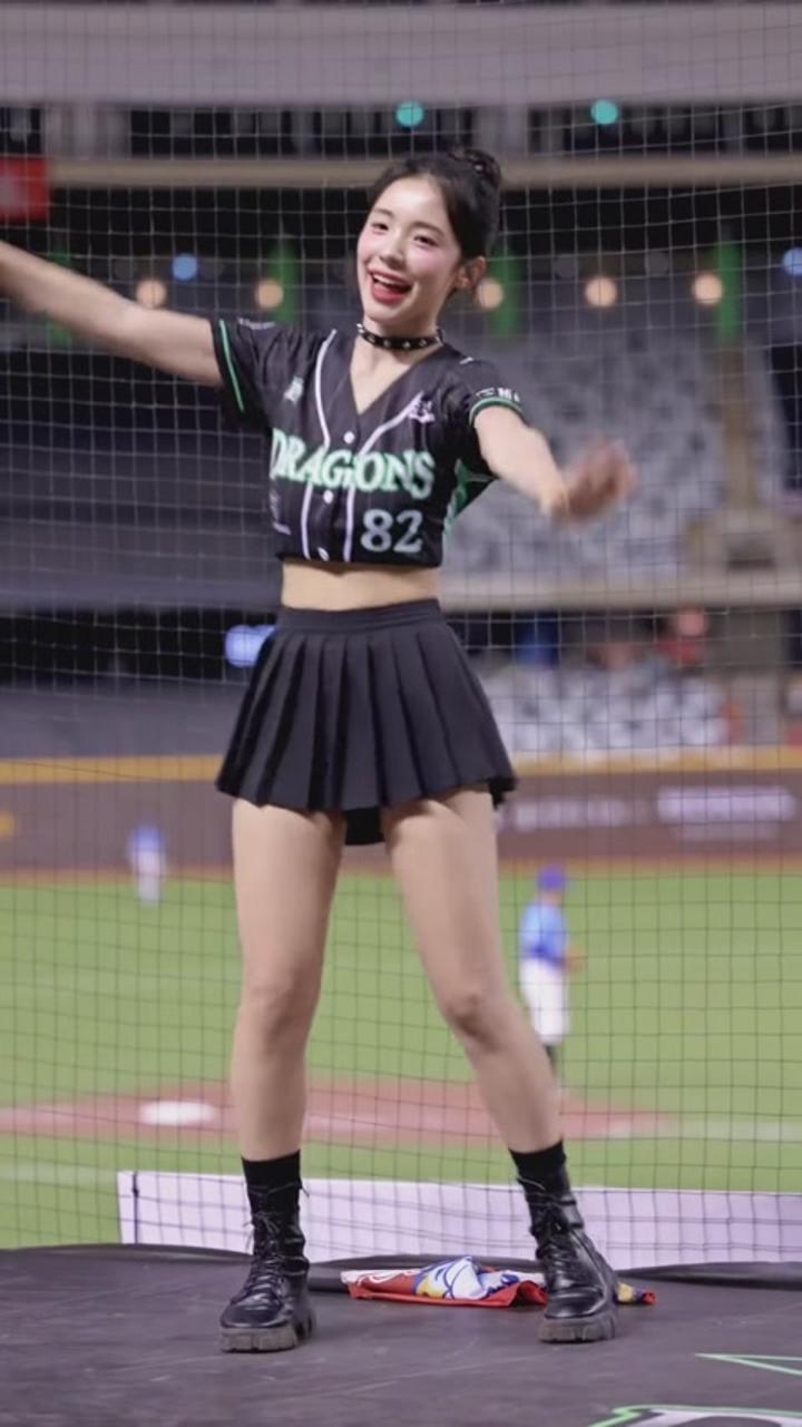 치어리더 이다혜 직캠 Cheerleader (43) 비디오 썸네일 이미지