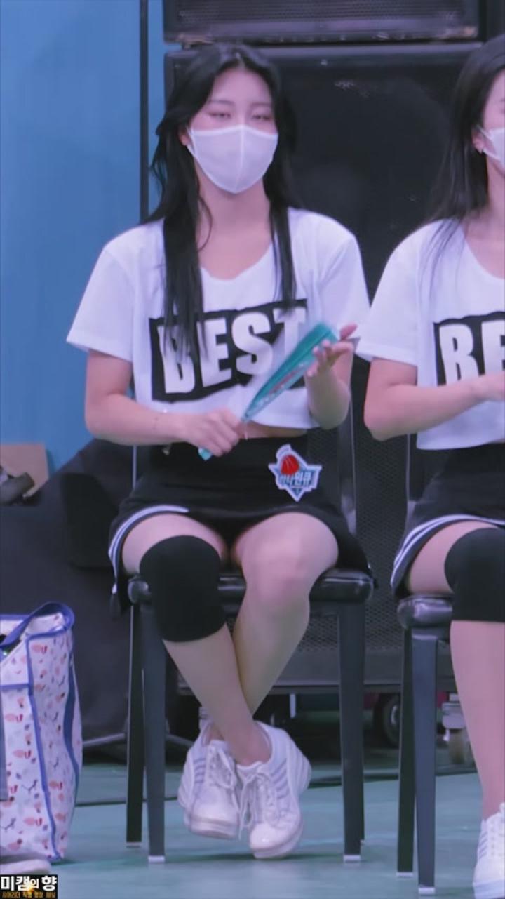 221207 치어리더 유세빈 직캠 비디오 썸네일 이미지