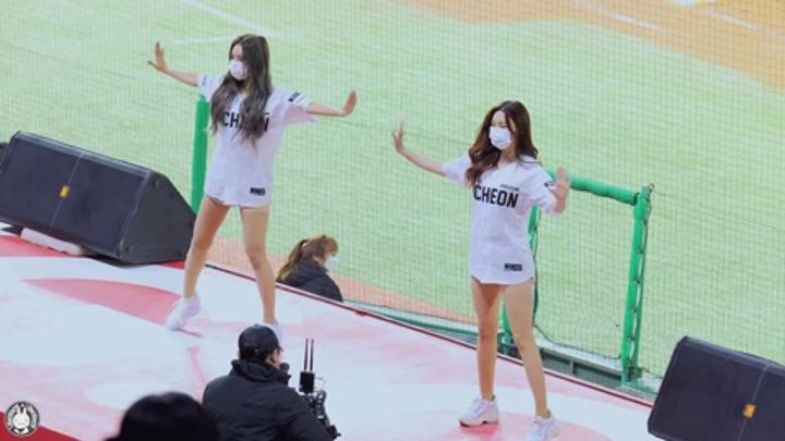 210415 치어리더 장은유 이지현 직캠 비디오 썸네일 이미지