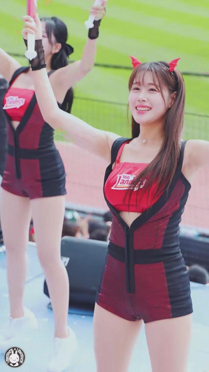 240922 치어리더 김도아 직캠 (3) 비디오 썸네일 이미지