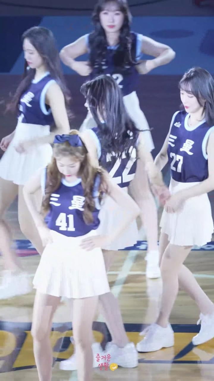 230219 치어리더 이예빈 직캠 비디오 썸네일 이미지