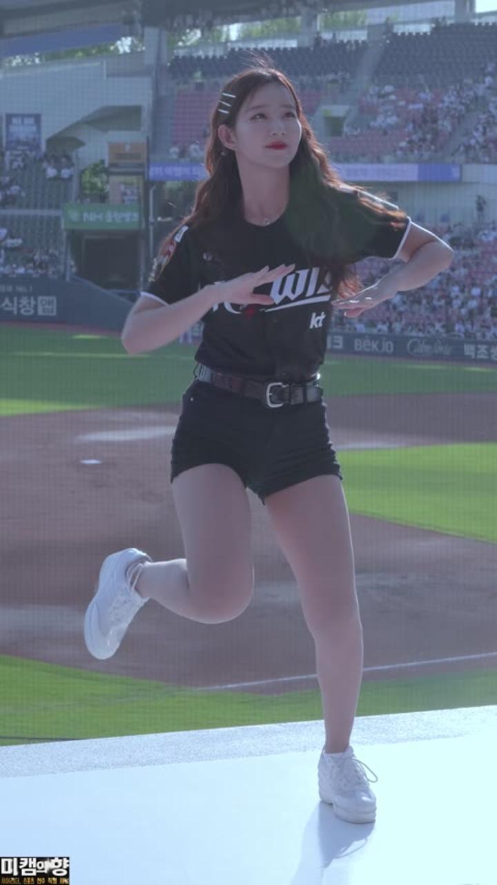 240512 치어리더 김진아 직캠 (4) 비디오 썸네일 이미지