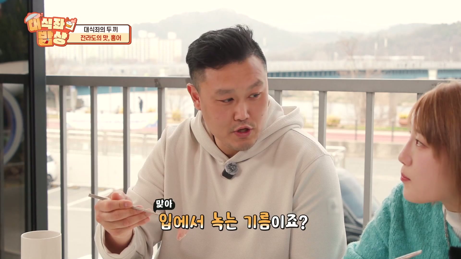 썸네일 이미지