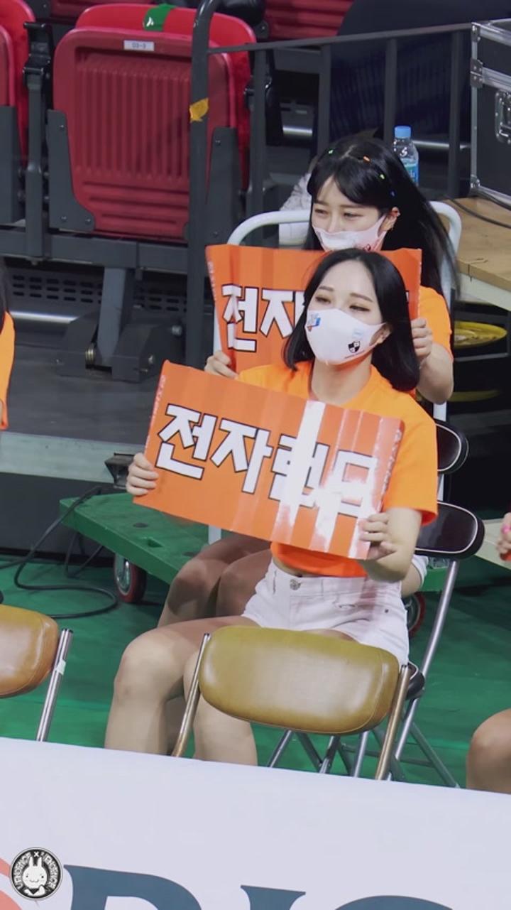 210416 치어리더 박성은 직캠 비디오 썸네일 이미지