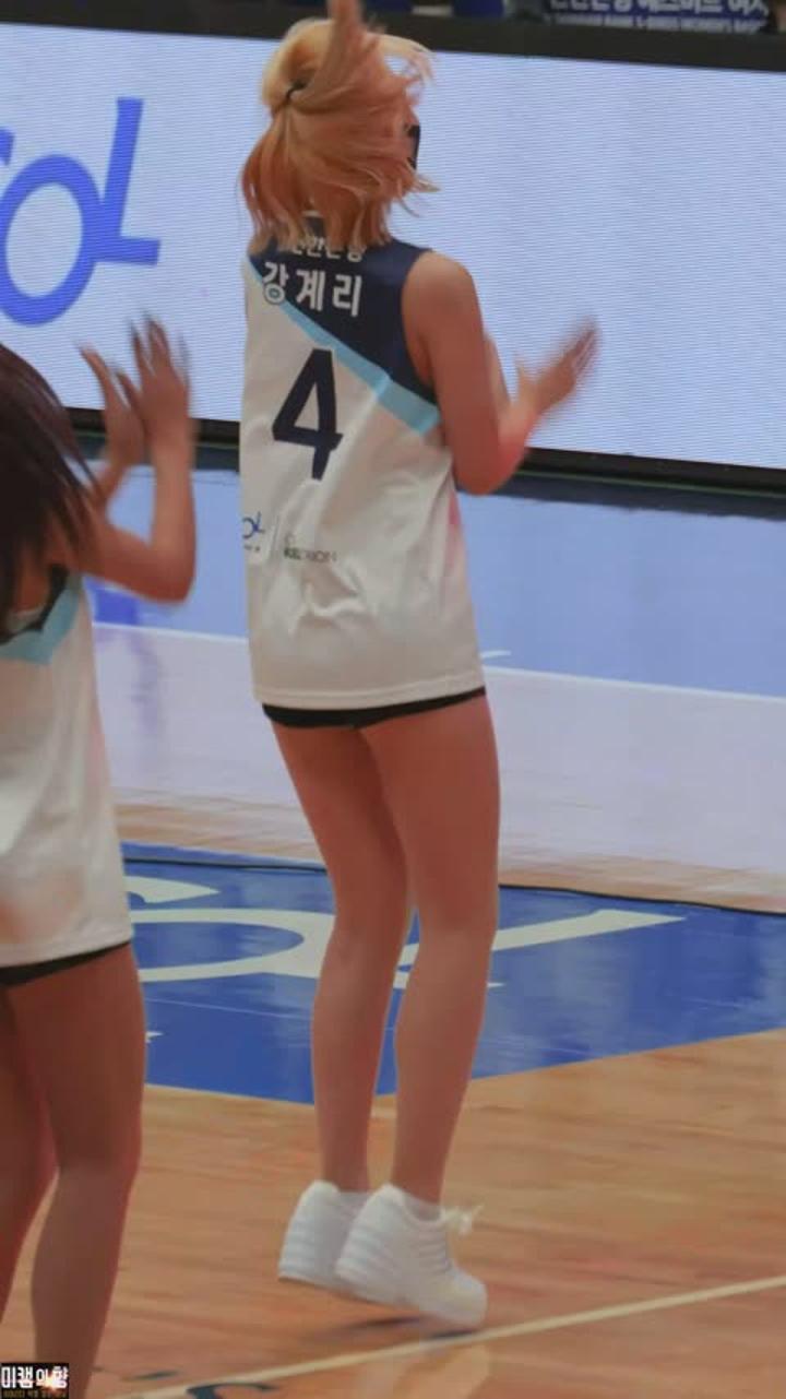 221121 치어리더 이진 직캠 (3) 비디오 썸네일 이미지