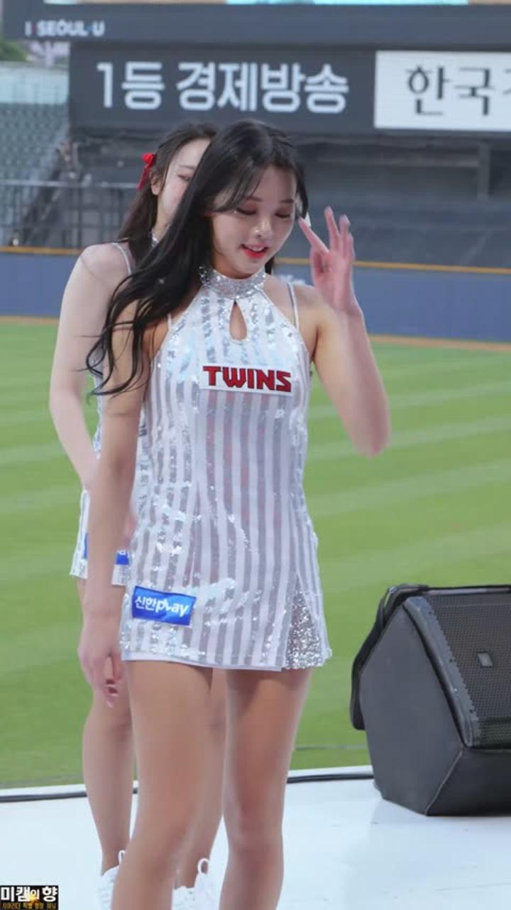 230419 치어리더 오윤솔 직캠 (1) 비디오 썸네일 이미지